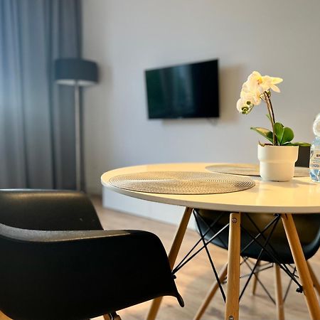 K22 Warszawa Zachodnia Slawinska 502 Daire Dış mekan fotoğraf