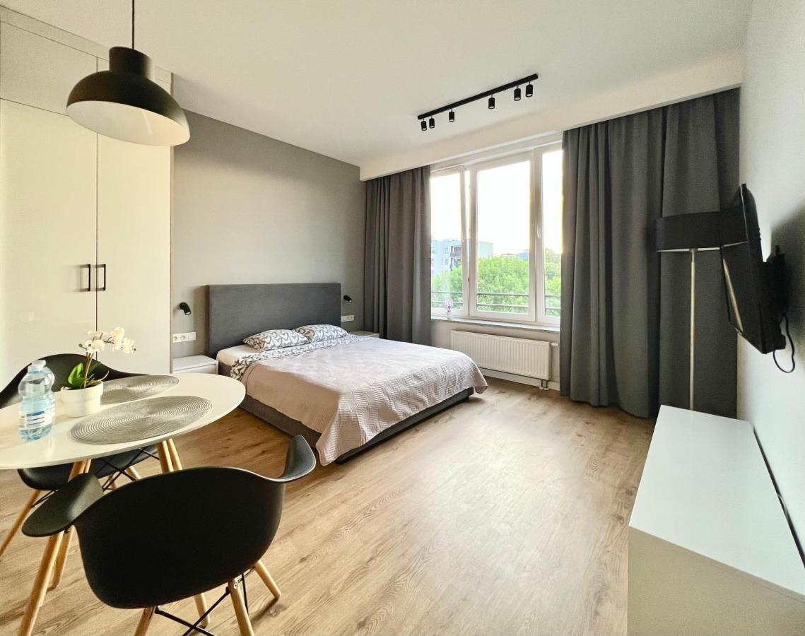 K22 Warszawa Zachodnia Slawinska 502 Daire Dış mekan fotoğraf